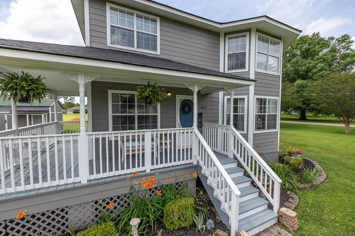 Property Photo: 411 Madison Ave W TN 38039-4207