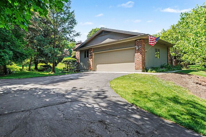 Property Photo:  3598 Charlevoix Drive SE  MI 49546 