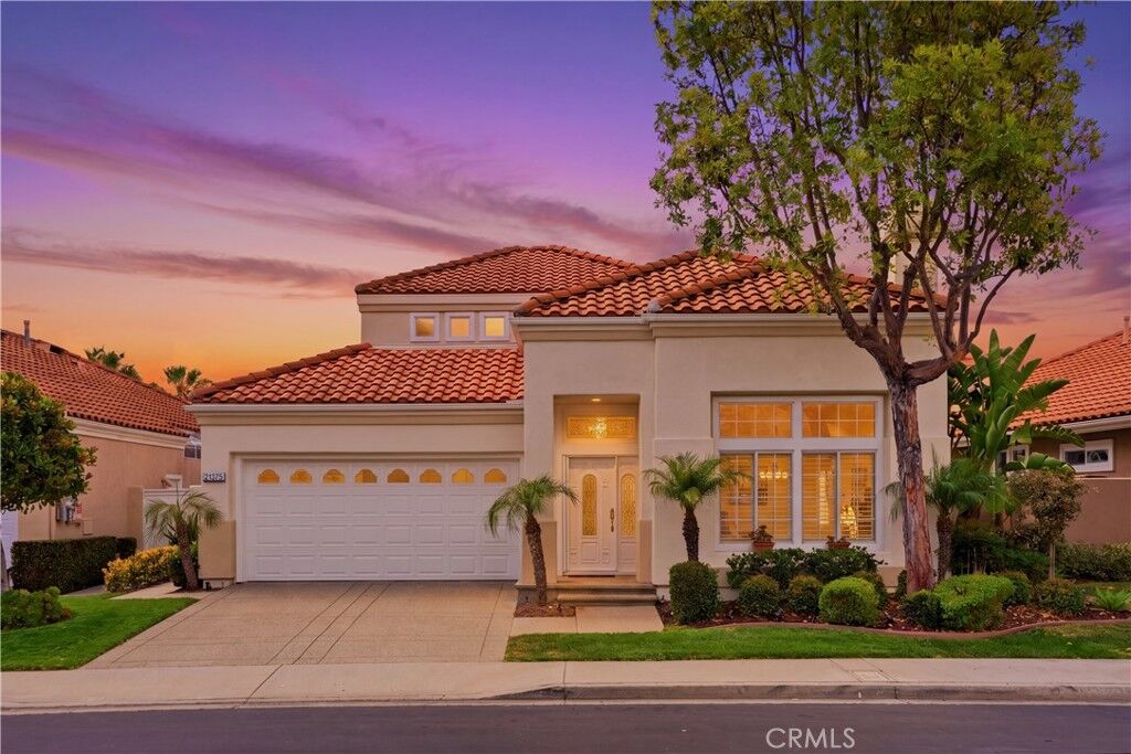 Property Photo:  21375 Amora  CA 92692 