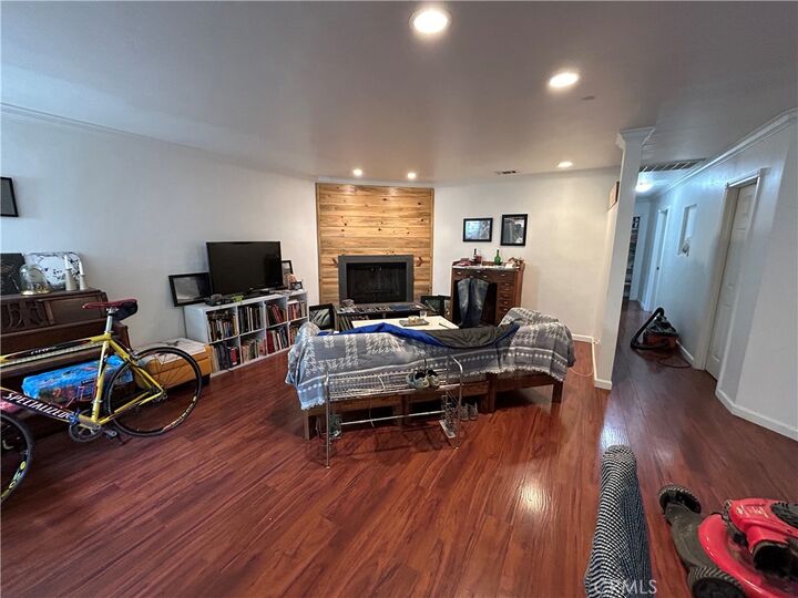 Property Photo:  309 Camino Lobo  CA 93446 