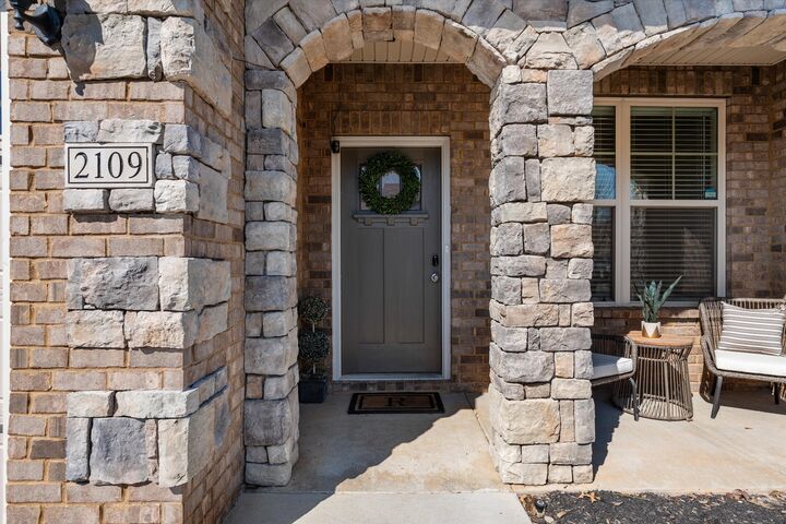Property Photo:  2109 Halfmoon Way  TN 37130 