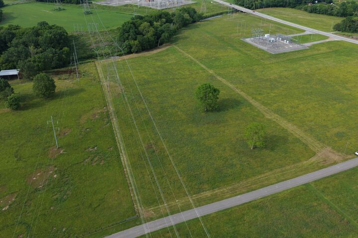 Property Photo:  0 West Rd  TN 37183 