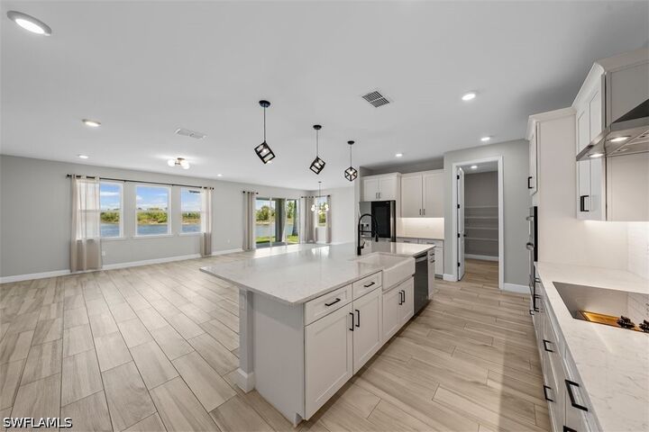 Property Photo:  2038 Grove Drive  FL 34120 