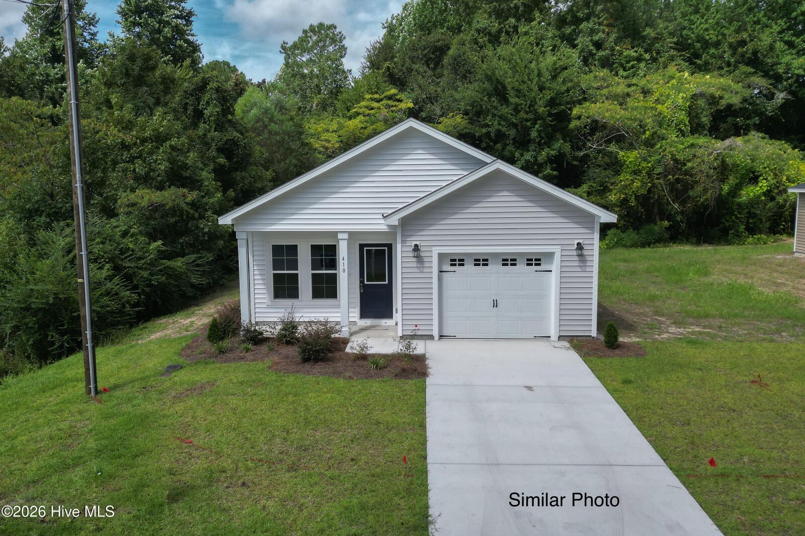 Property Photo:  704 Bynum Avenue B  NC 28555 