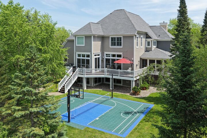 Property Photo: 3312 Crestmoor Bay MN 55125