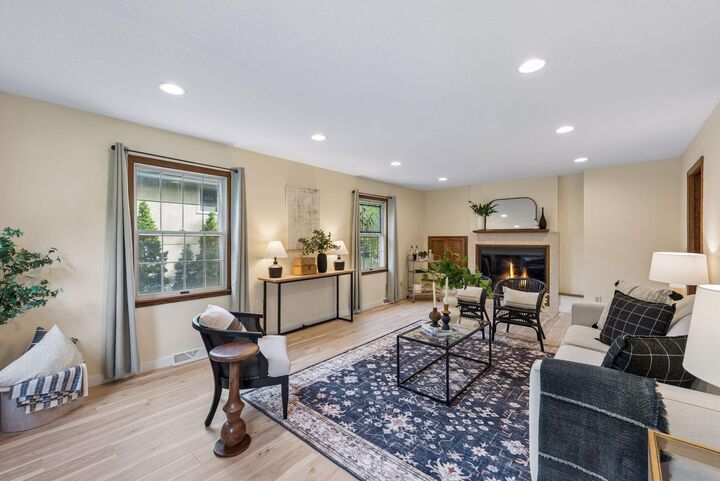 Property Photo: 481 Desnoyer Avenue MN 55104