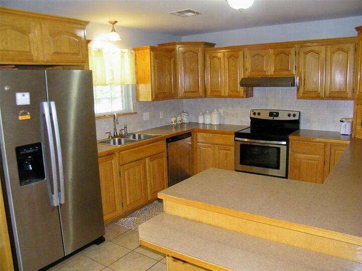 Property Photo: 405362 E 1235 Road OK 74432
