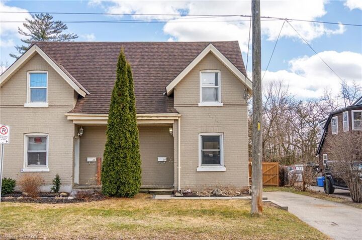 3 Lloyd Street B — photo 1