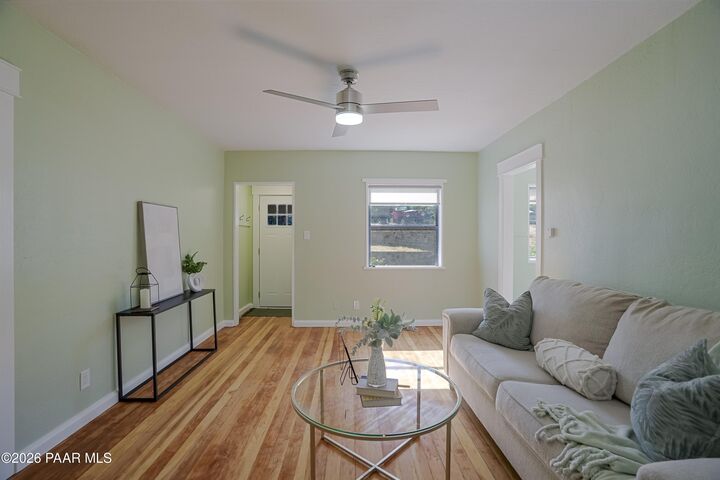 Property Photo:  330 S Pleasant Street  AZ 86303 