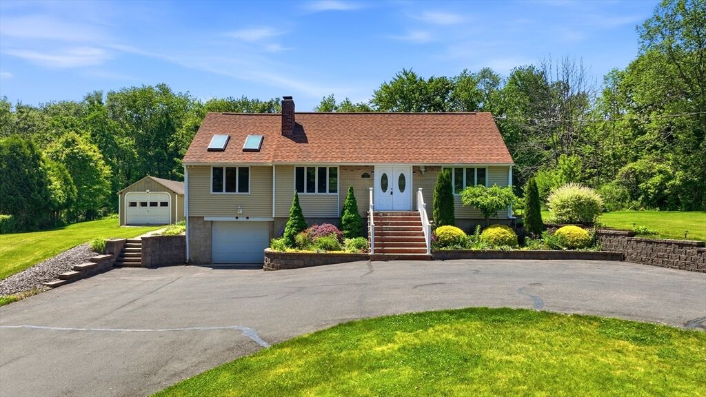 Property Photo: 5 Hollow Rd MA 01095