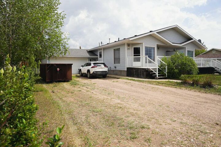 Property Photo: 4525 49 Avenue AB T0B 1V0