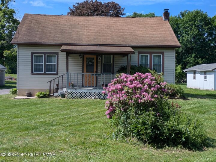 Property Photo:  1085 Interchange Road  PA 18331 