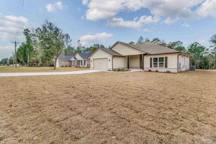 Property Photo:  4310 Watkins St  FL 32570 