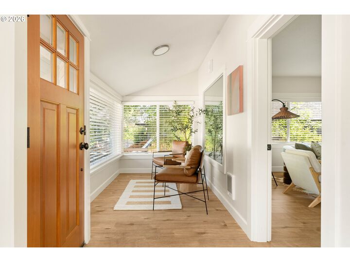 Property Photo:  7435 SW 31st Ave  OR 97219 