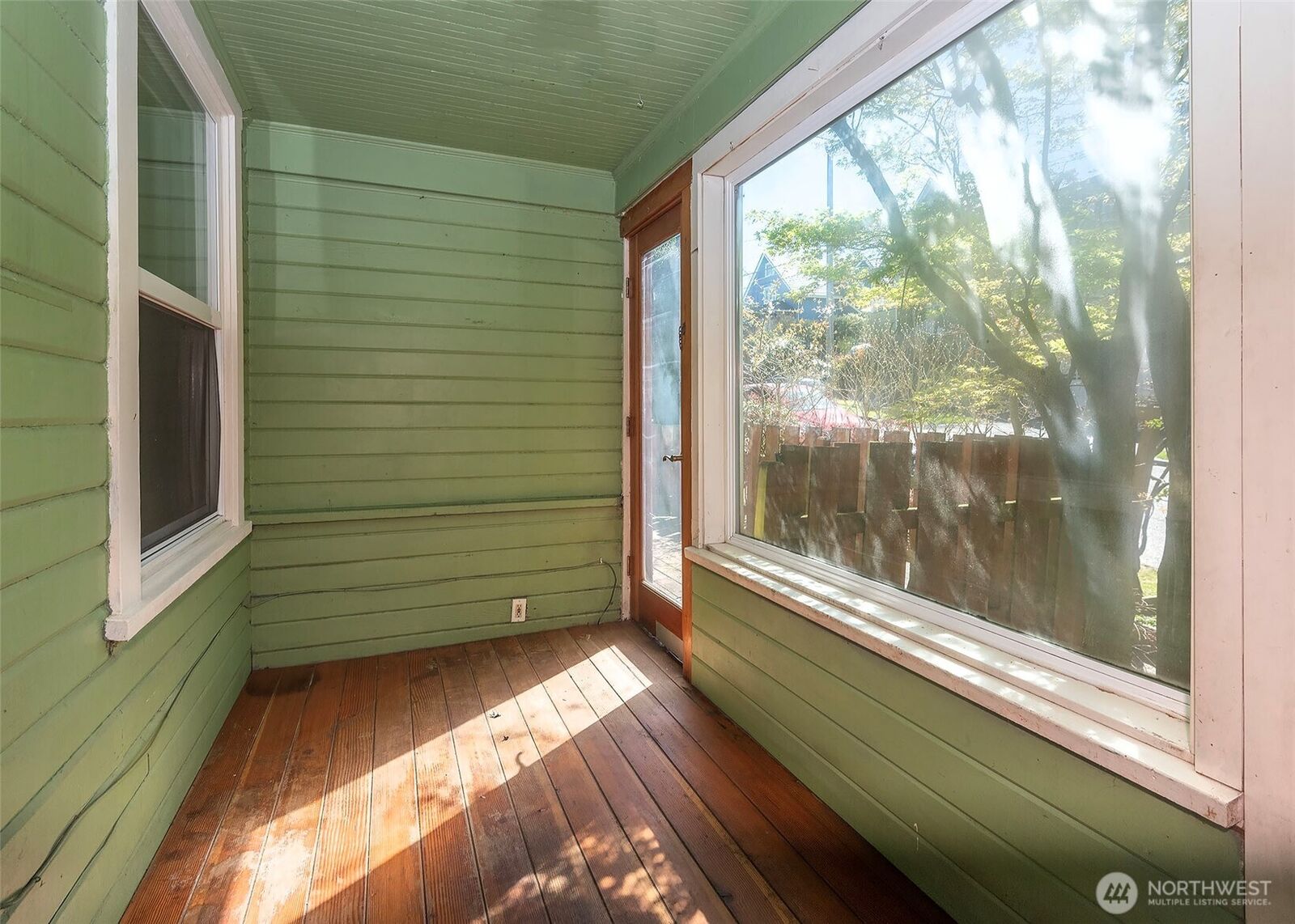 Property Photo: 2214 N 60th Street WA 98103