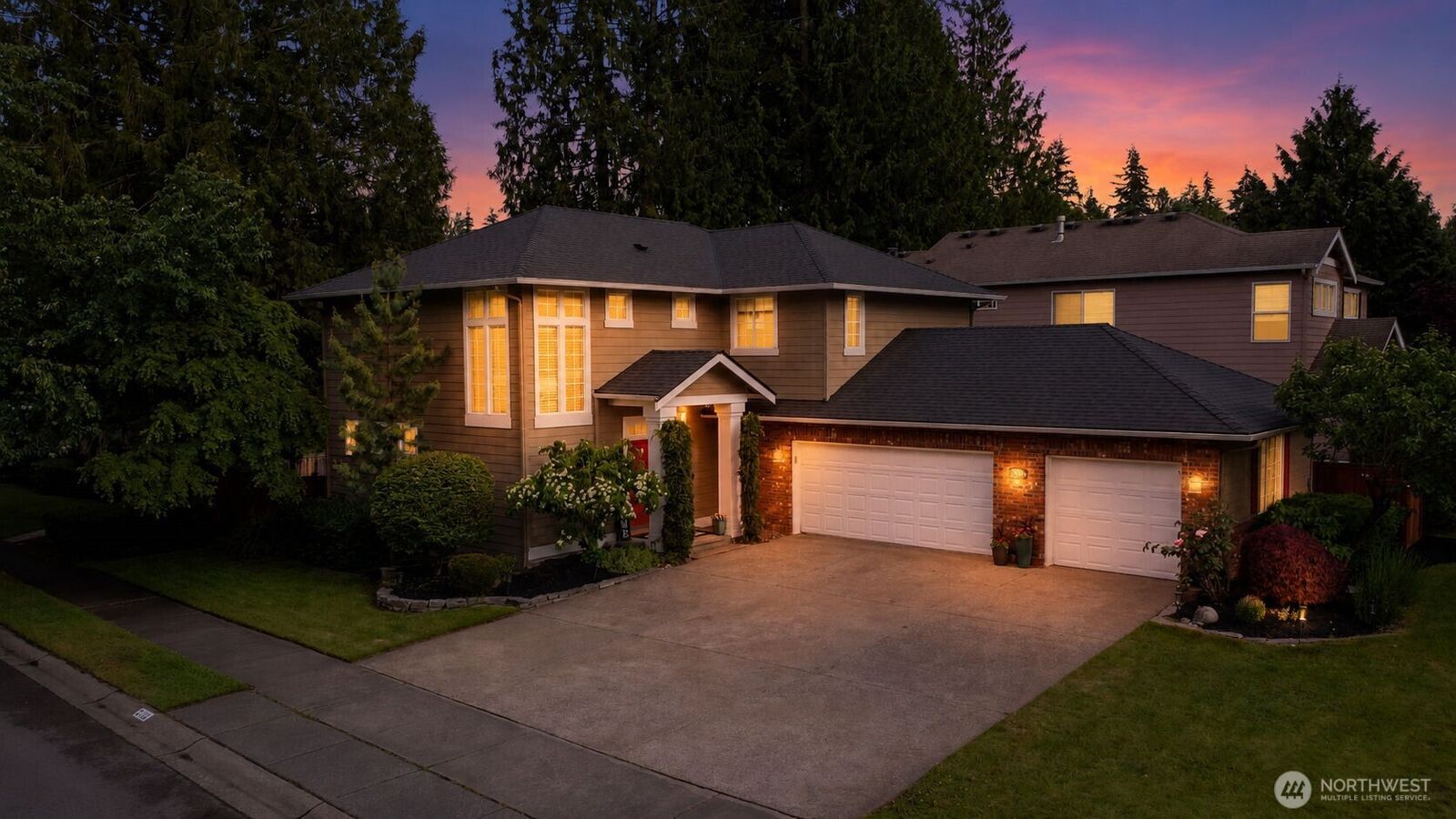 Property Photo: 3310 162nd Place SE WA 98012
