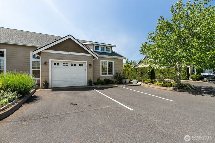 Property Photo:  959  Aaron Drive E107  WA 98264 