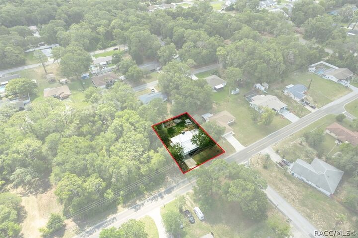 Property Photo: 1140 S Highlands Avenue FL 34452