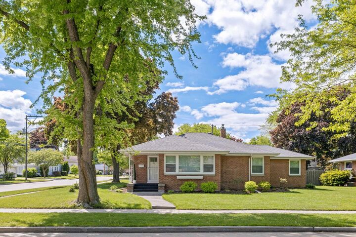 Property Photo:  1003 Evans Street  WI 54901 