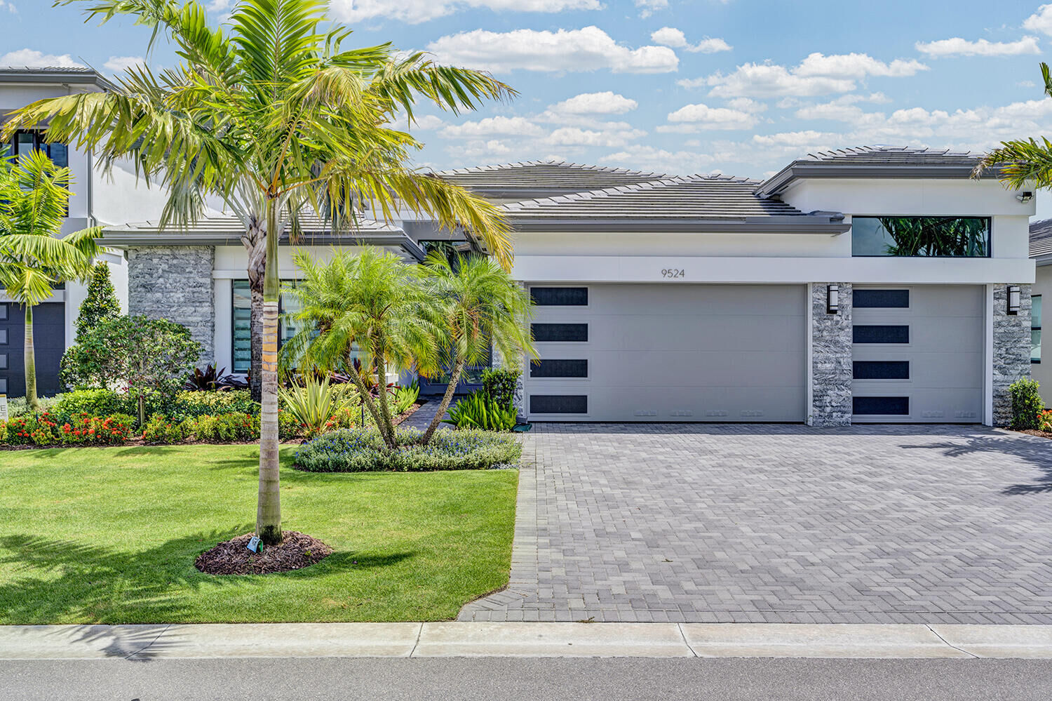 Property Photo:  9524 Riverside Park Drive  FL 33434 