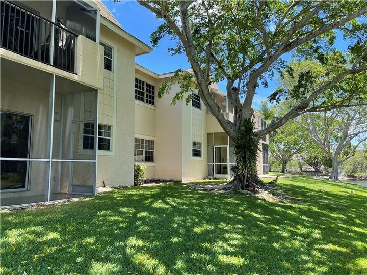 Property Photo:  640 Cypress Club Way J12  FL 33064 