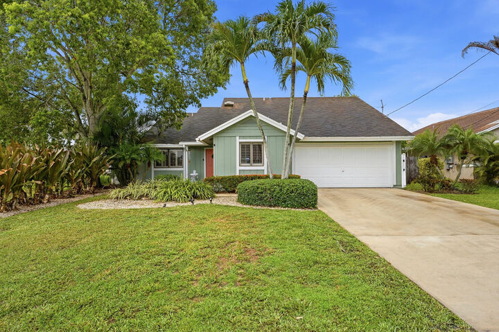 Property Photo:  6273 Barbara Street  FL 33458 