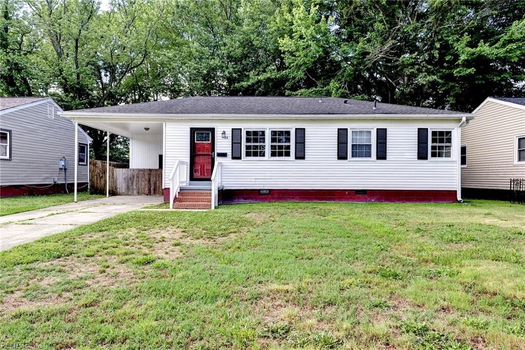 Property Photo: 1124 78th St VA 23605