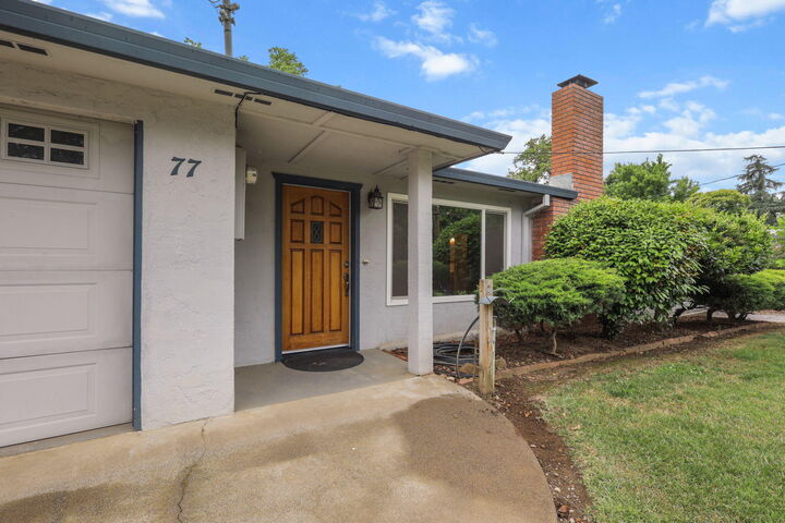 Property Photo:  77 Wilshire Drive  CA 96002 
