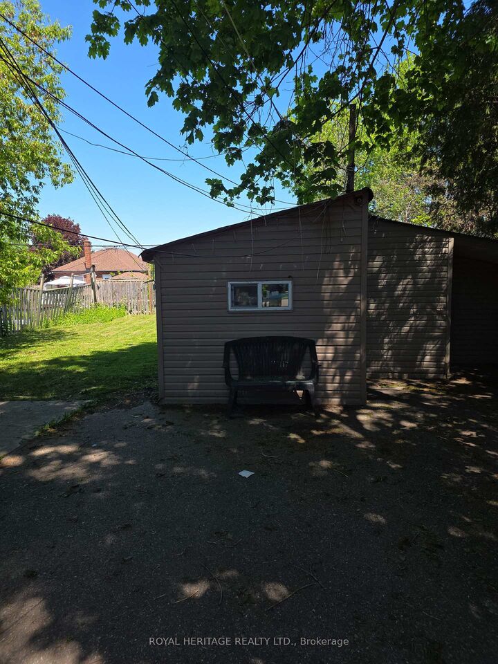 Property Photo: 197 Verdun Road ON L1H 5T1