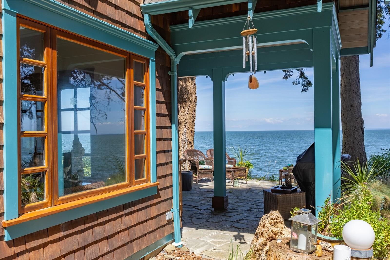 Property Photo: 345 East Point Rd BC V0N 2Y0