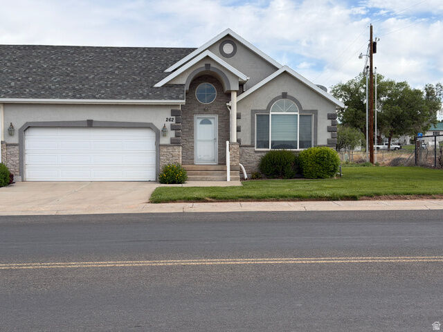 Property Photo:  Address not disclosed  UT 84066 