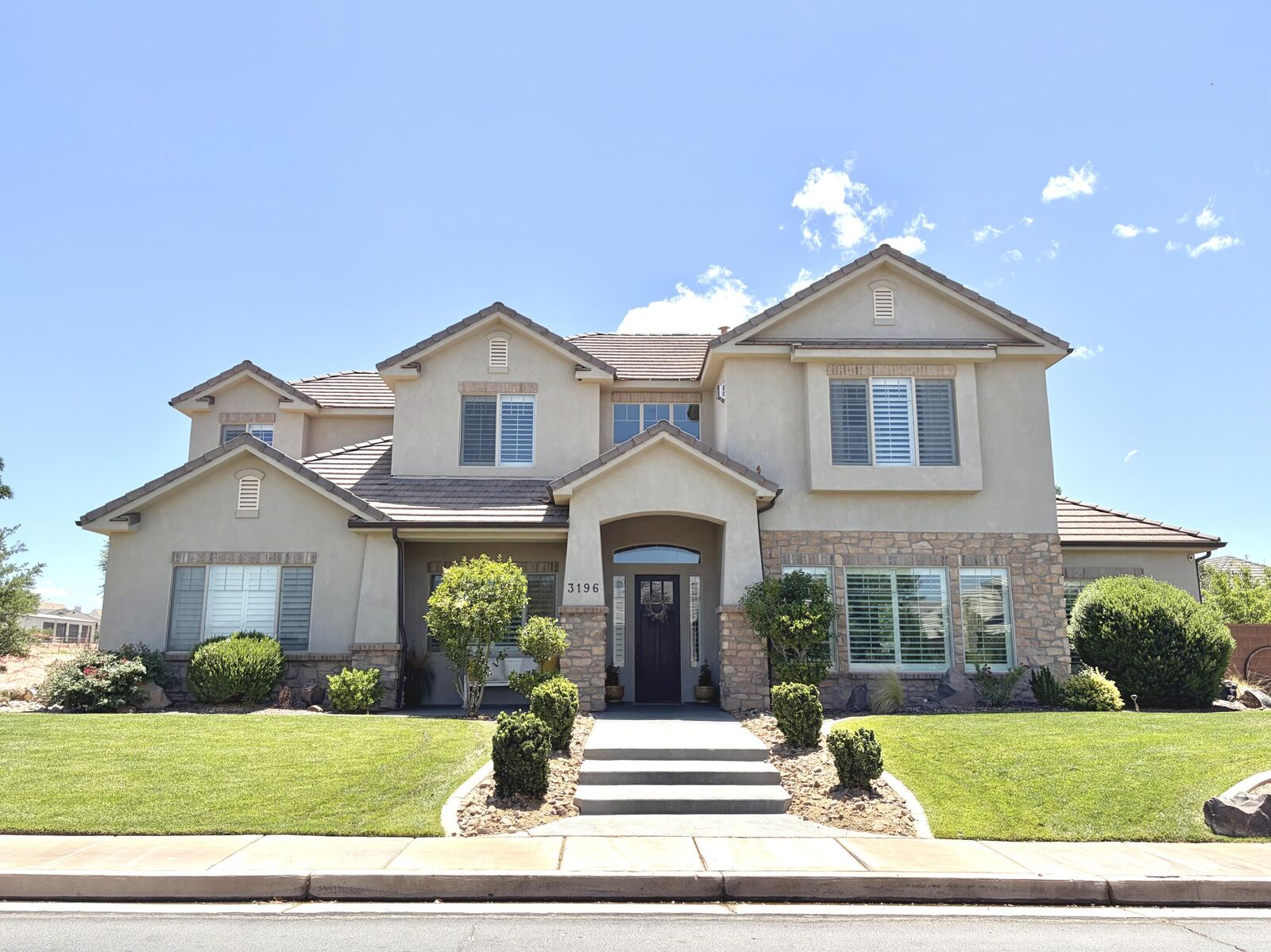 Property Photo: 3196 E 2550 S UT 84790