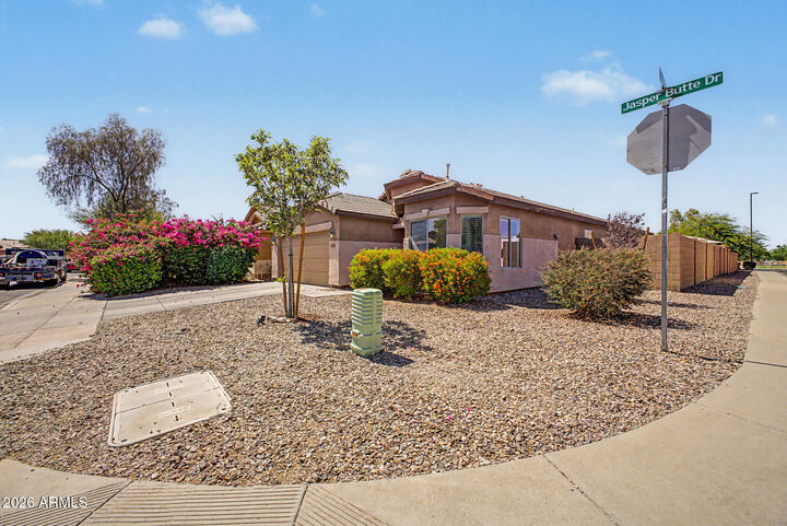 Property Photo: 2768 W Jasper Butte Drive AZ 85144