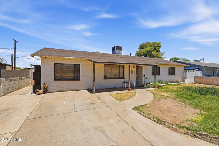 Property Photo:  4832 W Earll Drive  AZ 85031 