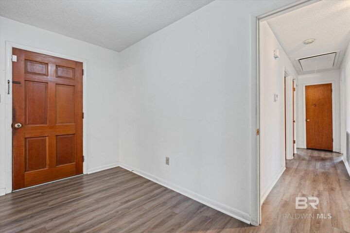 Property Photo:  605 N Day Avenue  AL 36507 