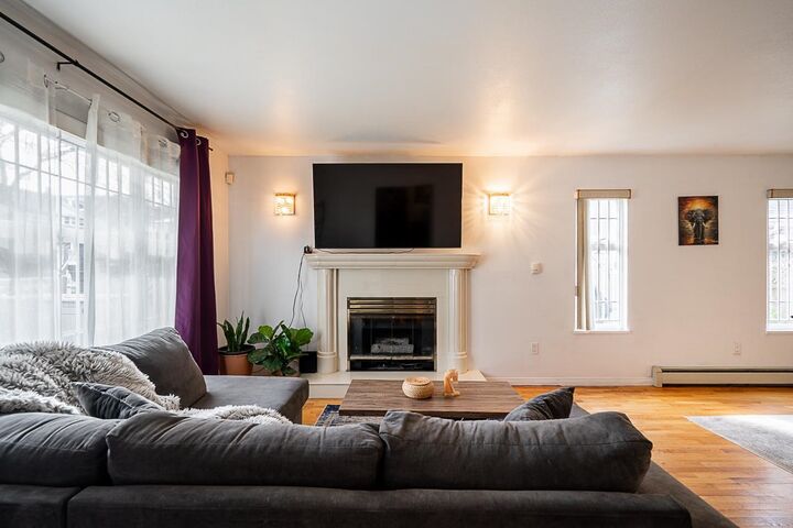 Property Photo: 1407 E 12th Avenue BC V5N 2A1