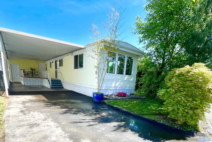 Property Photo:  1840 160 Street 85  BC V4A 4X4 