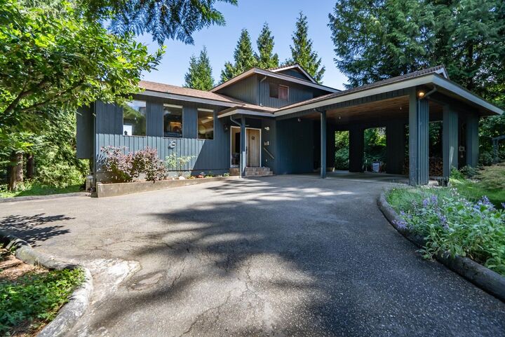 Property Photo: 10122 Kenswood Drive BC V2P 7N4