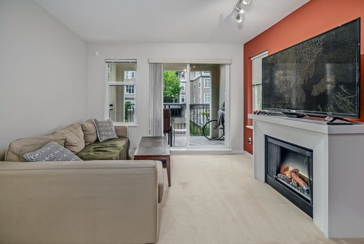 Property Photo:  4788 Brentwood Drive 315  BC V5C 0C5 