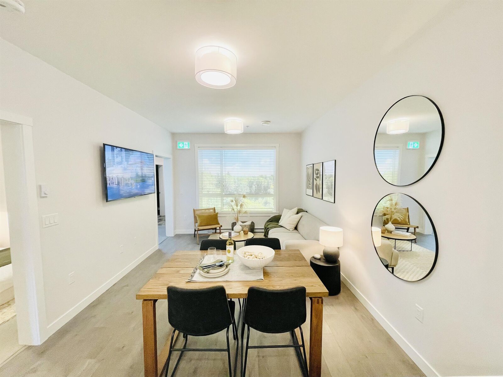 Property Photo: 7375 Horne Street 507 BC V2V 6T8