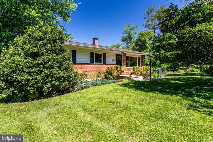 Property Photo:  5900 Hanna Road  MD 21784 