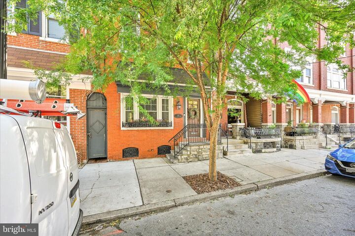 Property Photo: 441 N Queen Street PA 17603