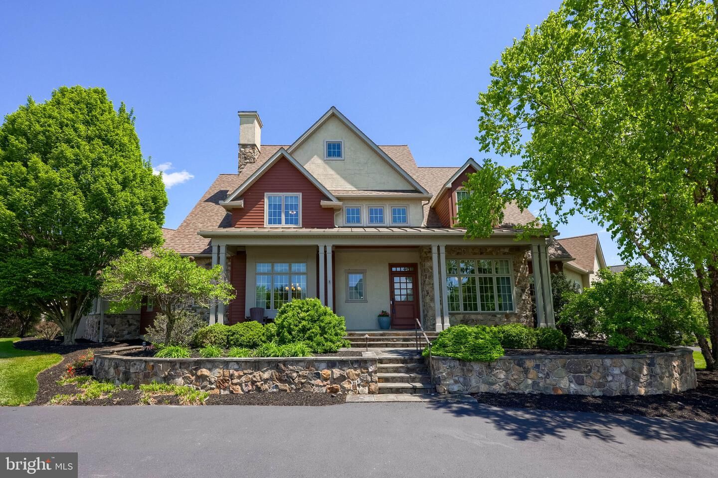 Property Photo:  388 Wheatfield Drive  PA 17543 