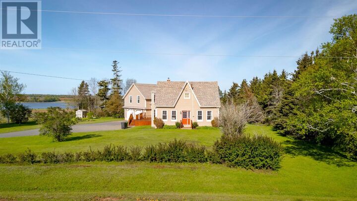 Property Photo: 279 Riverview Crescent PE C0A 2E0