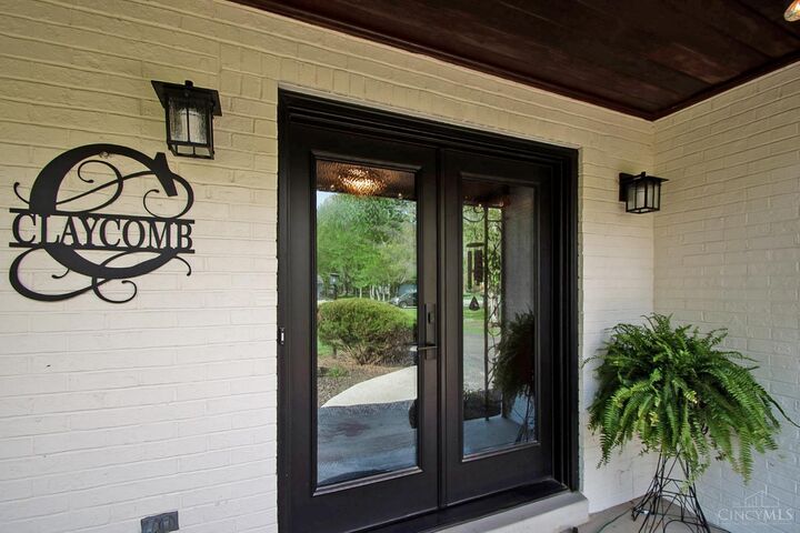 Property Photo: 9011 Foxhunter Lane OH 45242