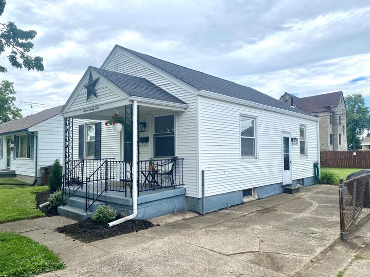 Property Photo:  1124 Chase Avenue  OH 45015 