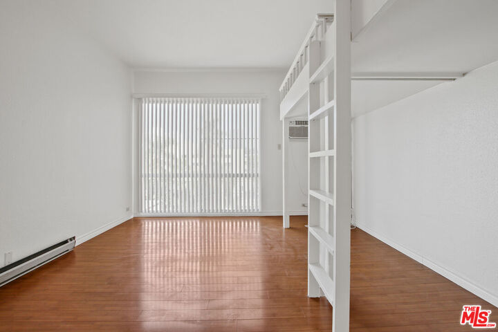 Property Photo:  1440 Veteran Ave  CA 90024 