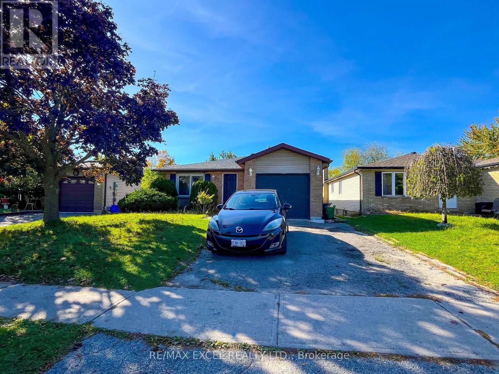 Property Photo: 73 Hickling Trail ON L4M 5S7