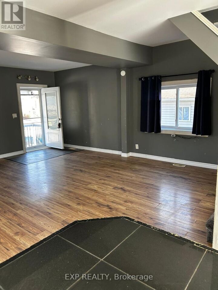 Property Photo: 121 Boullee Street ON N5Y 1T8