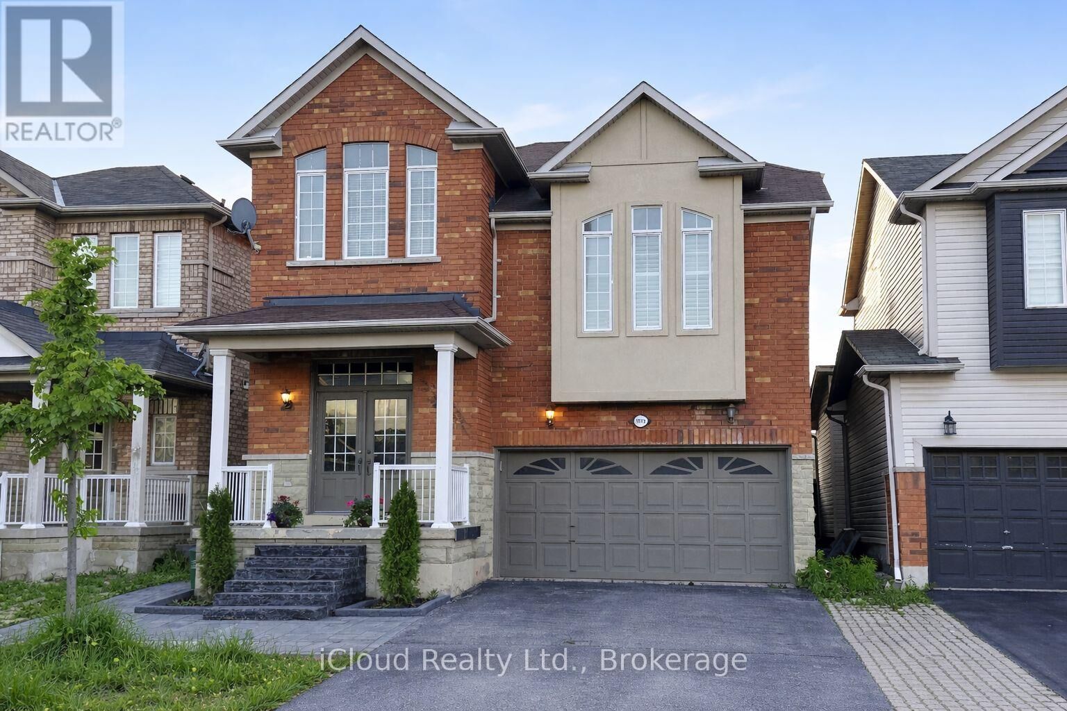 Property Photo: 1013 McCuaig Drive ON L9T 6S4